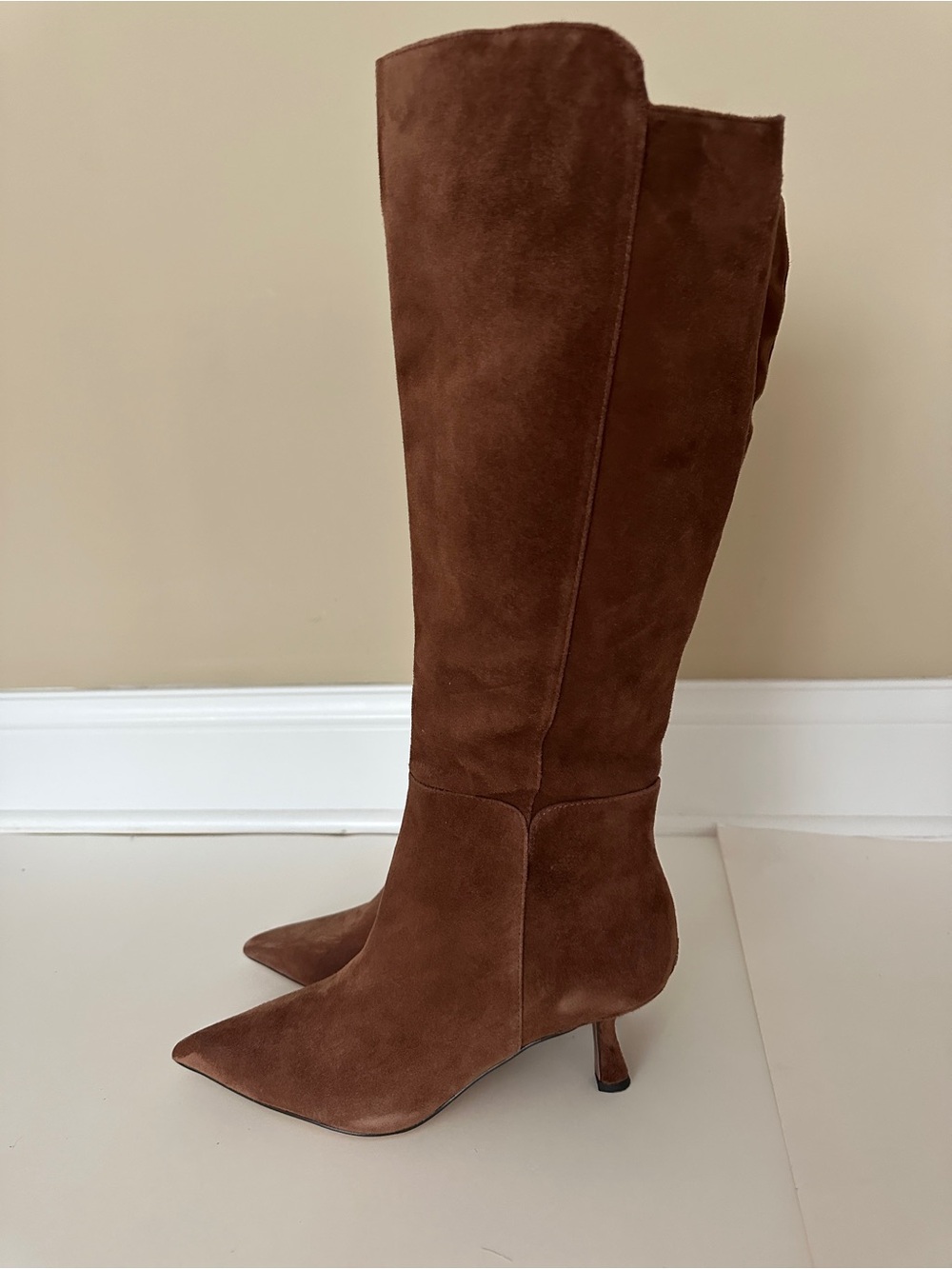 NEW Sam Edelman Taylin Toffi Suede Knee-High Pointed Toe Kitten Heel Boots, Sz 9